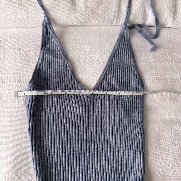 Abercrombie & Fitch Ribbed V-neck Dress - Picture 4 of 5